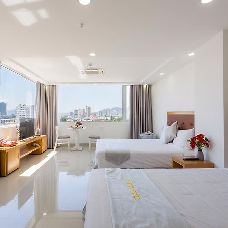 Gaston Hotel Da Nang Exterior photo