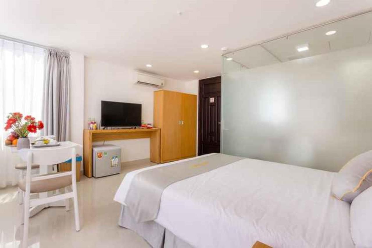 Gaston Hotel Da Nang Exterior photo